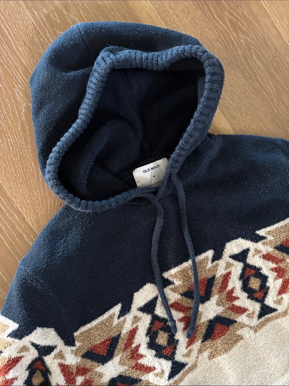 Old Navy Aztec Hoodie Mens M Thick Warm Cozy Ribbed Cotton blend Fall Winter
